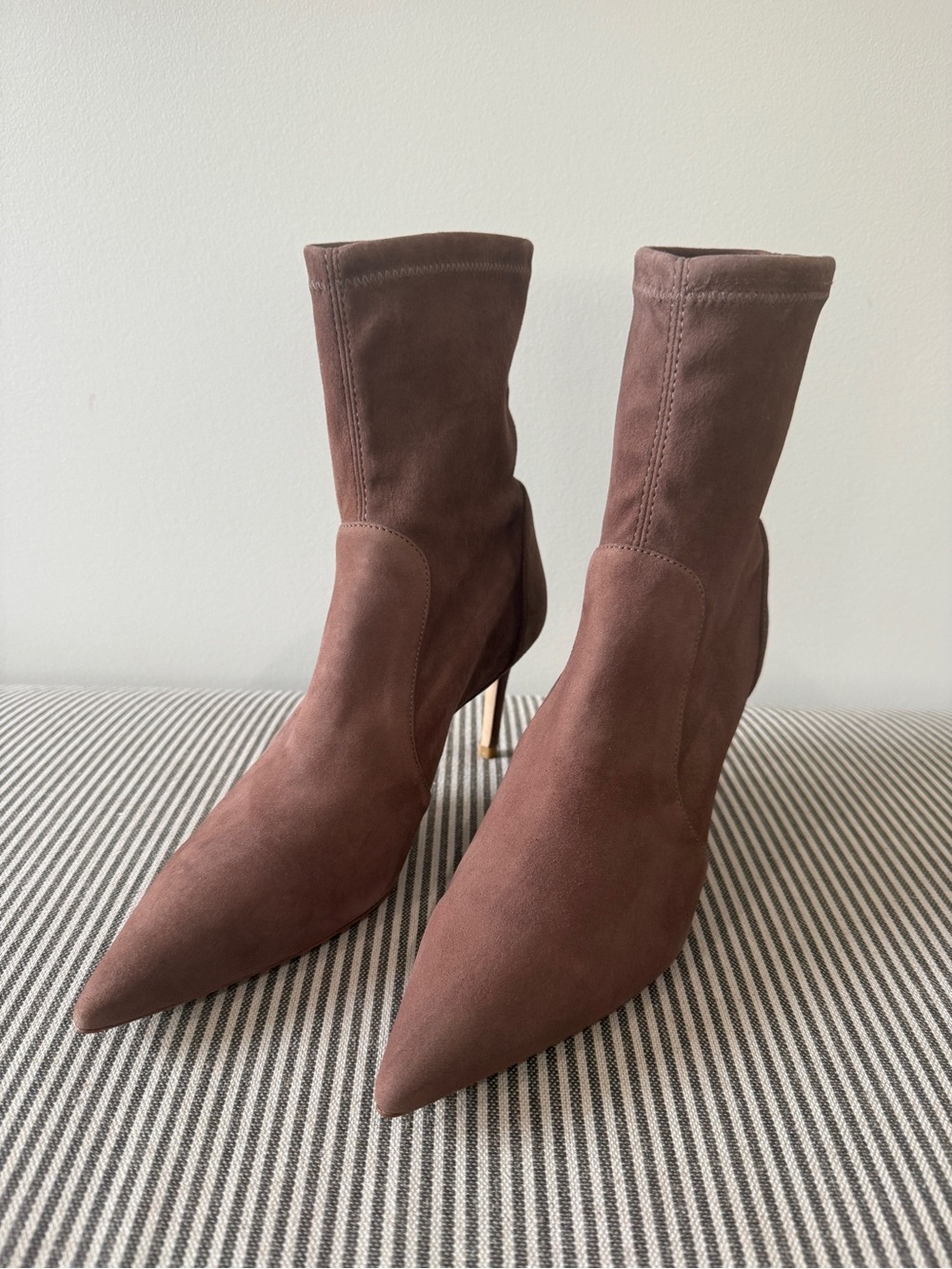 Stuart Weitzman Stuart Suede Tan Ankle Boots Never Worn